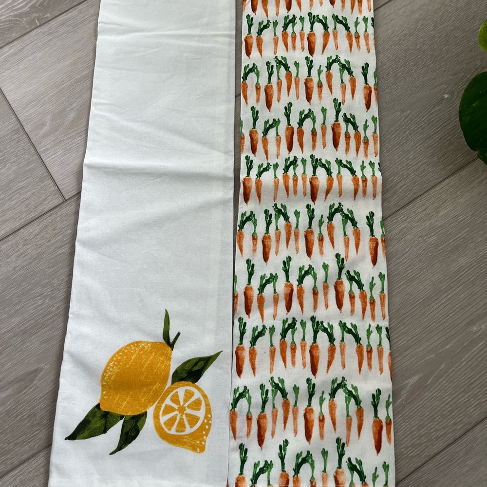 New 100% cotton World Market linen kitchen hand towels, summer lemon and carrot
